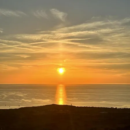 Bel A Ile Rousse * L'Ile-Rousse (Corsica)